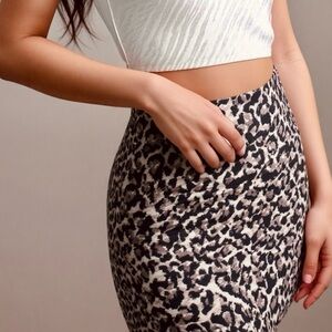 Ann Taylor Loft Animal print mini skirt ❤️